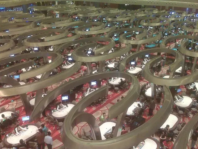 Live baccarat table